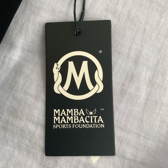 New Mamba & Mambacita Reflective Logo Sweatshirt/Large - Picture 4 of 6
